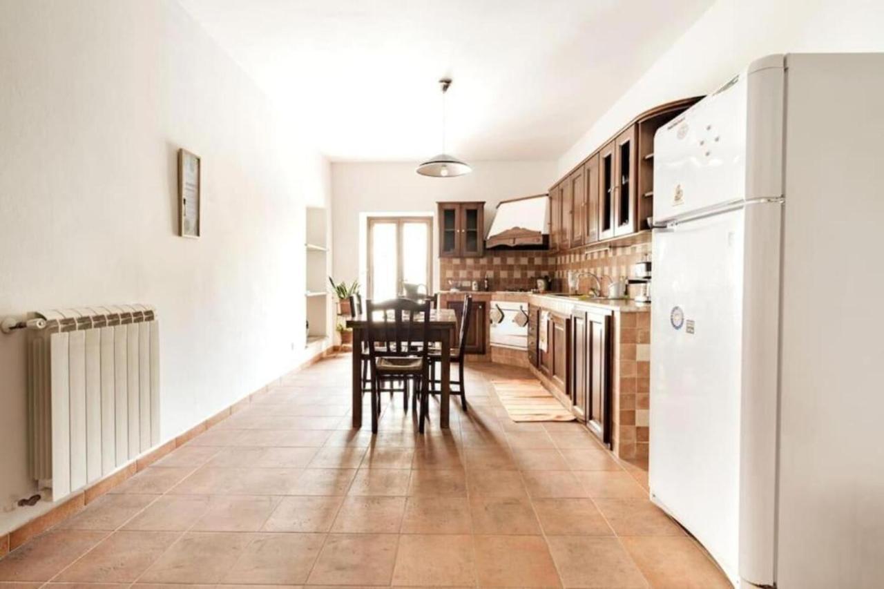 Tavola Tonda Apartament Palerme Extérieur photo